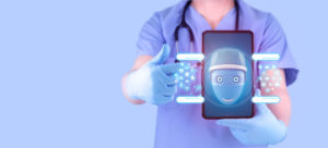 Médica segurando um celular com a imagem de um robô e com várias mensagens escritas