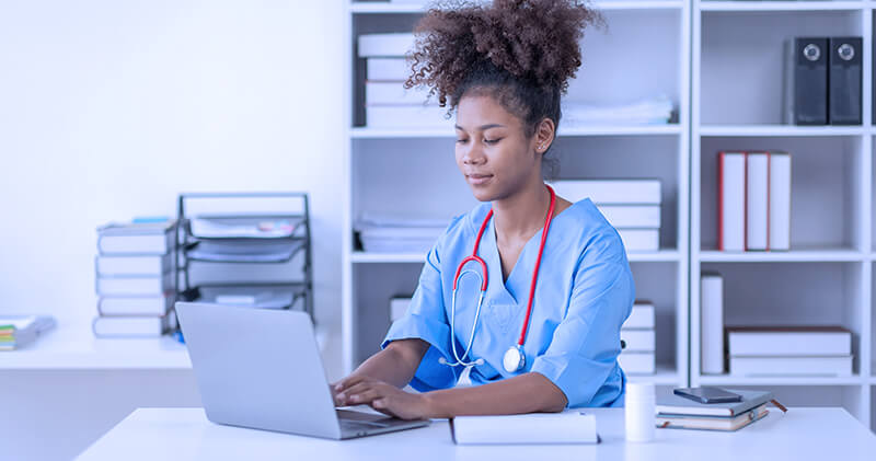 laudo a distancia sala medica