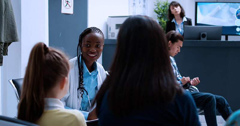 comunicacao medico paciente recepcao clinica