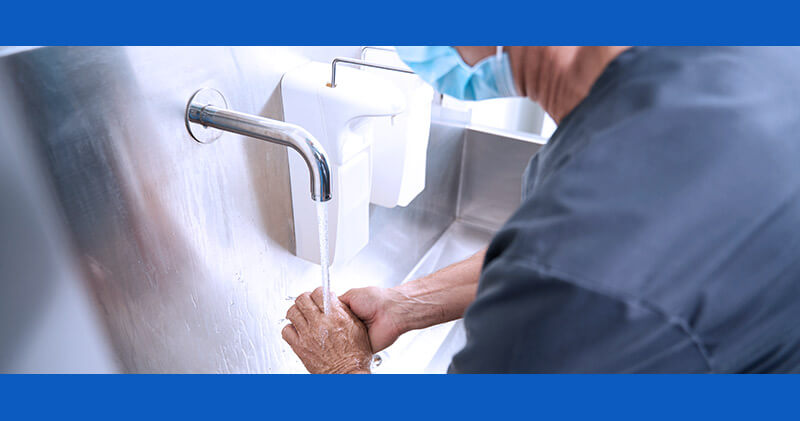 filmes sobre saude paciente lavando as maos