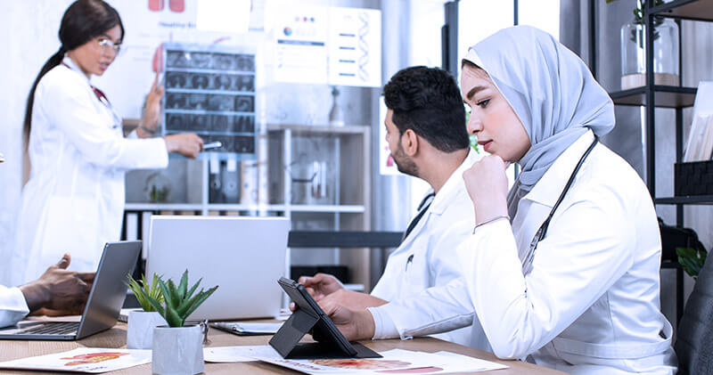 Veja como o PACS pode ajudar profissionais da saúde e clínicas médicas 5 pacs profissionais em estudo clinico