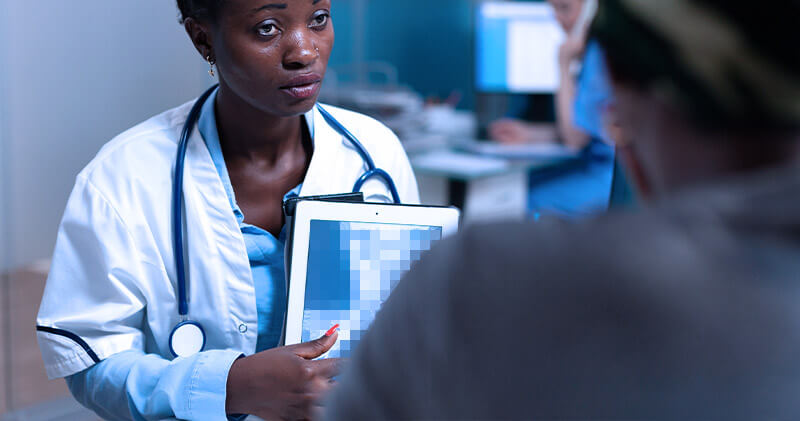 sigilo medico tablet na mao