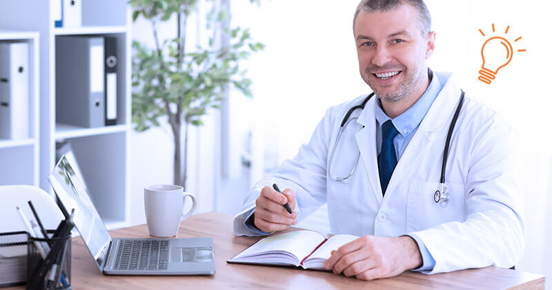 sublocacao de consultorio medico medico sorrindo