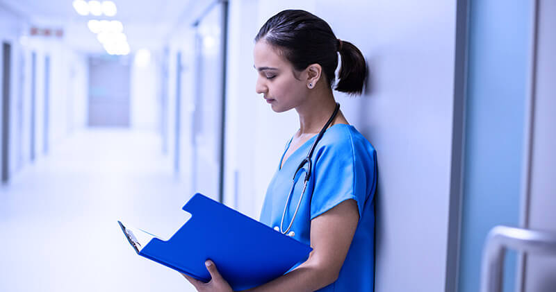 agenda cheia medica no corredor