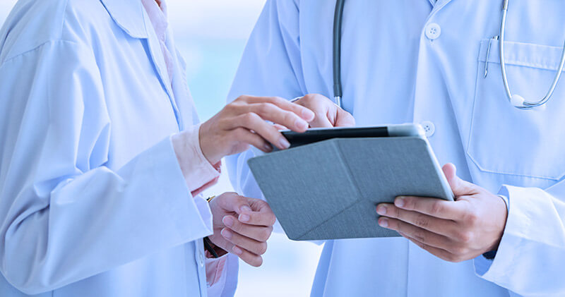 interoperabilidade na saude maos medicas