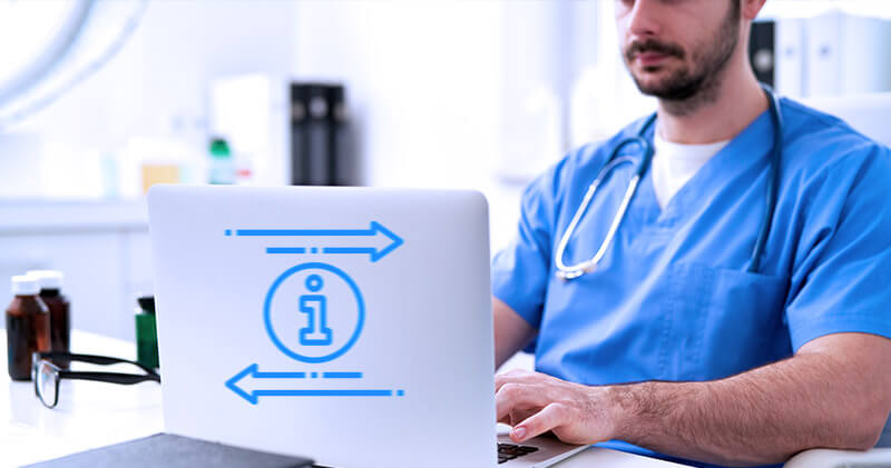 O que diz a lei para entrega de exames médicos? 1 lei para entrega de exames medico mexendo no computador