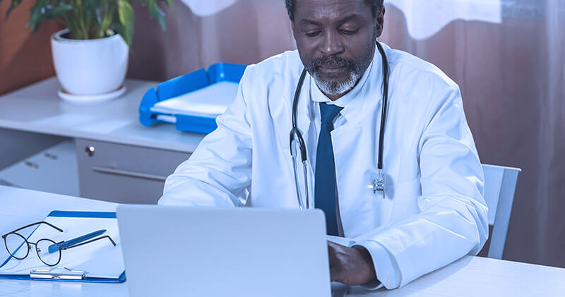 site para medico no consultorio