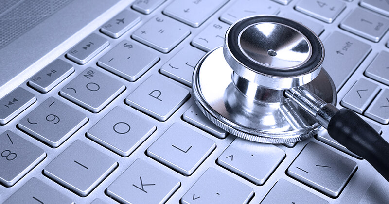 desfecho clinico teclado de notebook