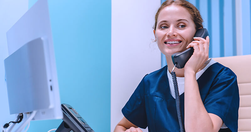 treinamento para recepcionista profissional no telefone