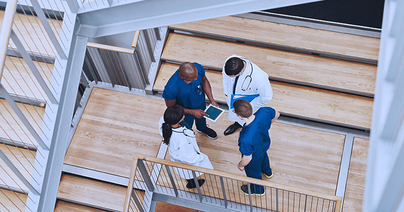 empreendedorismo medico escadaria