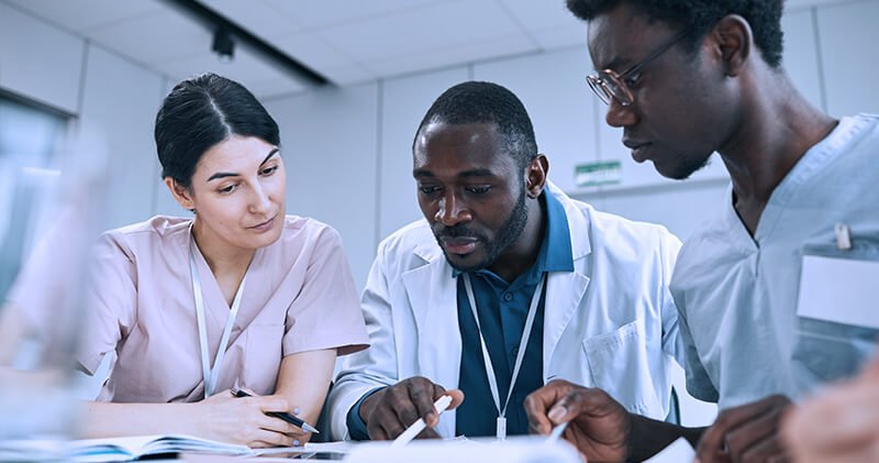 Quando é necessária a formação de uma junta médica? 5 junta medica conversa