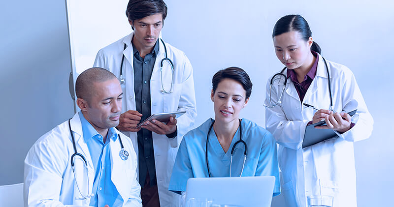 controlar gastos equipe medica