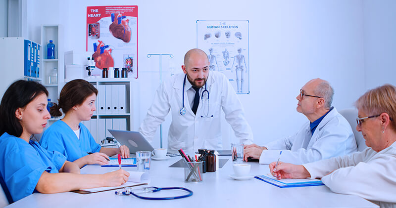 pos atendimento em clinicas medicas reuniao medica