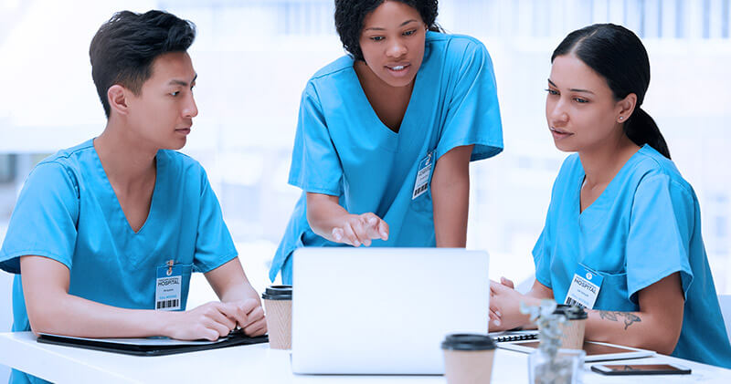 tempo maximo de espera para atendimento medico equipe